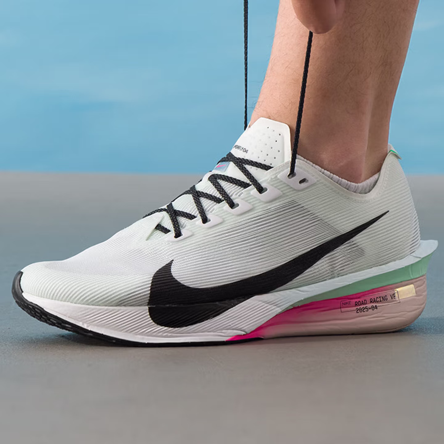 Lightweight Road Running Shoes - NIKE VAPORFLY 4 Men's Running Shoes