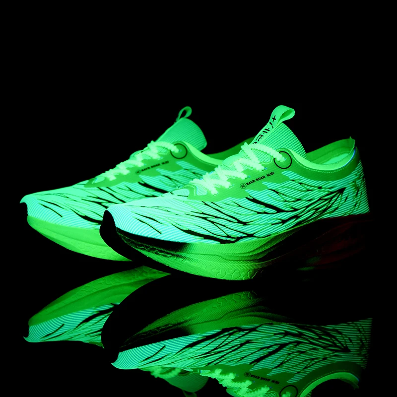 New Soft Sole Cushioning Men's - đánh giá và giá Reflective Night Running Shoes